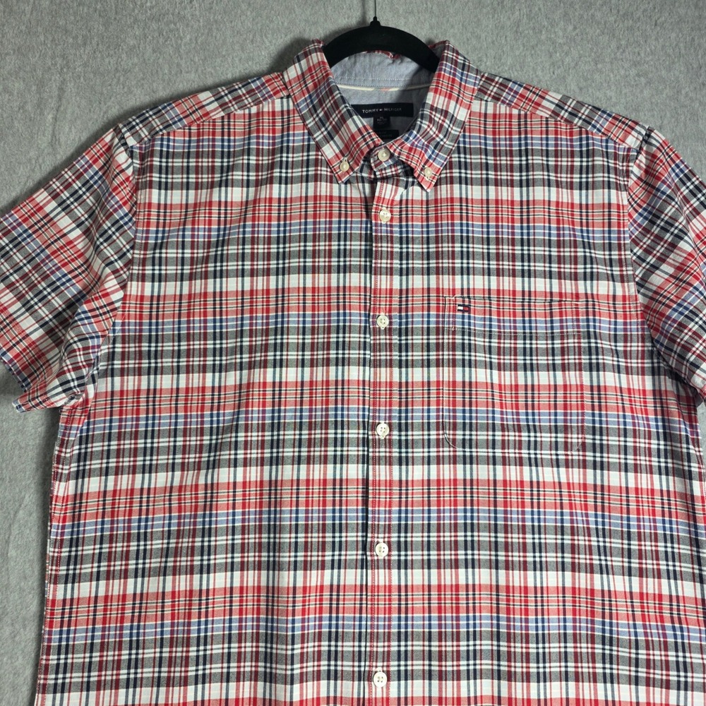 Tommy Hilfiger Slim Fit Plaid Short Sleeve Shirt Mens XL Red White Blue Cotton